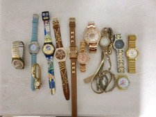 Uhren Konvolut - Armbanduhren - Damen/Herren-Swatch-Geneva-S'Oliver-Buffalo- Etc