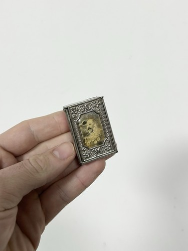 Silberfarbenes vesta etui - silberfarbenes,