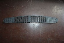 Lüftungsgitter  Stoßstange vorne mittig A2308850223 Mercedes-benz 230