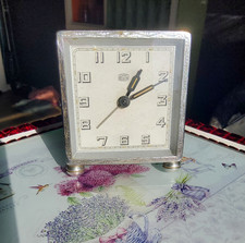 Alter Metallwecker UMF Ruhla