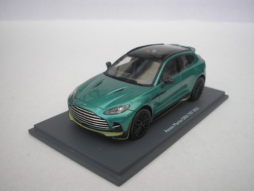Aston martin dbx 707 - 707, 2023
