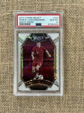 Robert Lewandowski /99 White