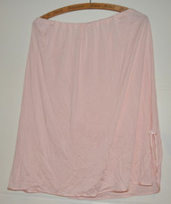 True Vintage Unterrock Rosa mit Schleifchen DDR  Maße i. T.