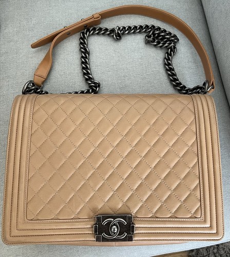 Authentic chanel large beige - authentic,