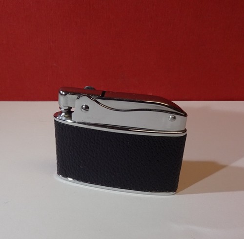 Altes benzinfeuerzeug lighter - altes,