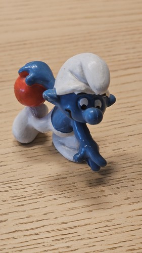 Der kegel schlumpf - kegel,