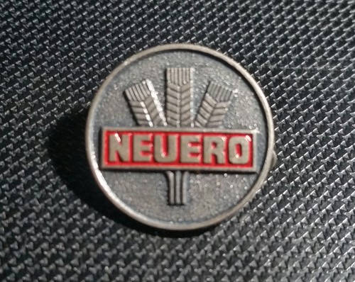 Neuero brosche lackiert - brosche,