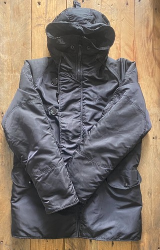 Alpha industries type - type, (n)