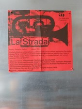 LA STRADA von Federico Fellini - 2 Filmplakate