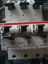 ABB S751/3-E40 Selektiver Hauptleitungsschutzschalter (2CDS781001R4402)