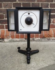 Präzisionswaage / Apothekerwaage / antike Waage / Spiralfederwaage / Waage