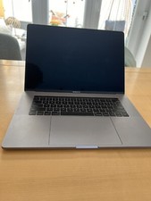 MacBook Pro 15,4", i7 2,6 GHz