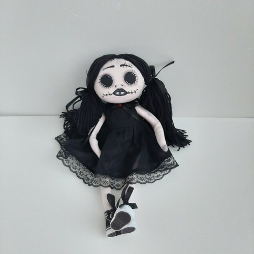 Gruselige puppe gothic - gruselige,