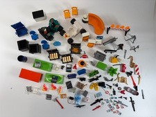 Playmobil Konvolut - viele Teile, Geld, Goldbarren, Tische, Bänke