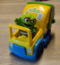 Sesamstraße/Sesame Street-Playskool Müllabfuhr / Müllauto mit Grover Figur