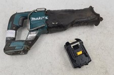 Los Von 2 Makita Werkzeugen -