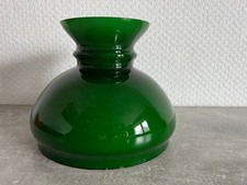 kleiner Petroleumlampenschirm aus Glas von einer Petroleumlampe Grün