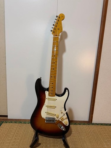 Fender japan stratocaster - japan,