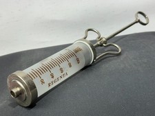 Alte medizinische Spritze a. Glas & Metall Deko Regenta 100ml Blasenspritze 70er