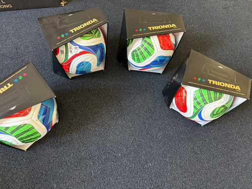Adidas trionda pro fußball - adidas,