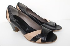 Janet D. Damen  Echt-Leder