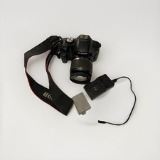 Canon EOS 500D Kamera Body mit Ladegerät und Akku
