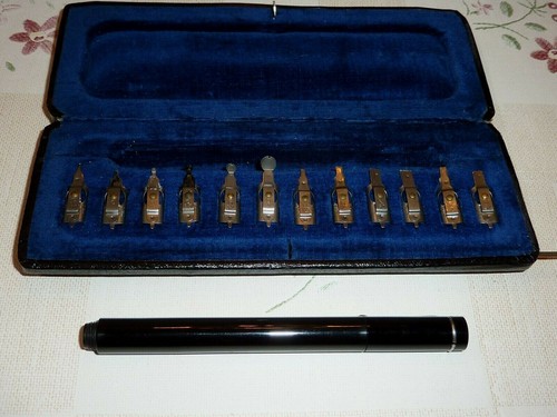 Pelikan craphos sehr alt - /,