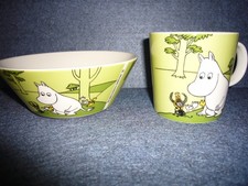 Mumin-Set: 2 Teile , Mumintroll, grüne Schale Bowl und Becher 2019 Moomin Arabia