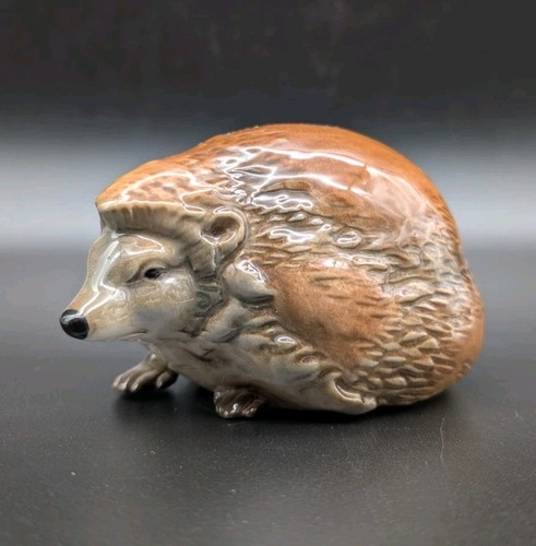 Goebel igel bemalt - ,, ,