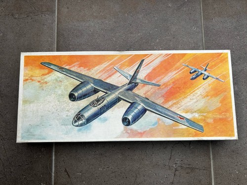Veb plasticart iljushin 28 - plasticart, il