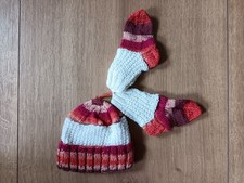 NEU!!!!! Baby Erstlingsausstattung, Mütze und Socken, selber gestrickt
