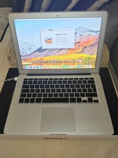 Apple MacBook Air 13-inch Late 2010 with power supply and box