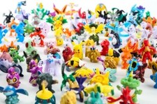 Pokemon 10 Figuren Set / Sammlung NEU Pikachu Shiggy Bisasam