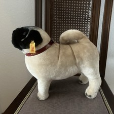 Steiff Mops 079085 beige schwarz, stehend  27 cm hoch, mit Knopf/Fahne/Halsband