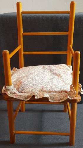 Handgefertigte puppenstuhl aus - handgefertigte,