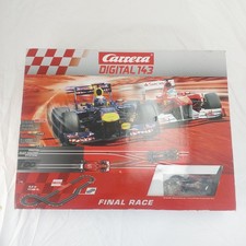 Carrera Digital 143 - Final Race 40018 - 5,2m - Ferrari 150 & Red Bull R87 ✅