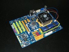 Gigabyte GA-MA790X-UD3P REV 1.0 Mainboard  mit Prozessor AMD Phenom        **105