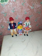 3 x alte Puppe- ARI-Puppenstube-Puppenhaus-Kaufladen-Kinderzimmer