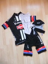Trikotset Giant Alpecin mit Trikot und Trägerhose plus Zugaben
