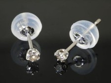 900 Platin Brillant Ohrstecker Solitär 1 Paar  Brilliant 0,10 Karat  SI J