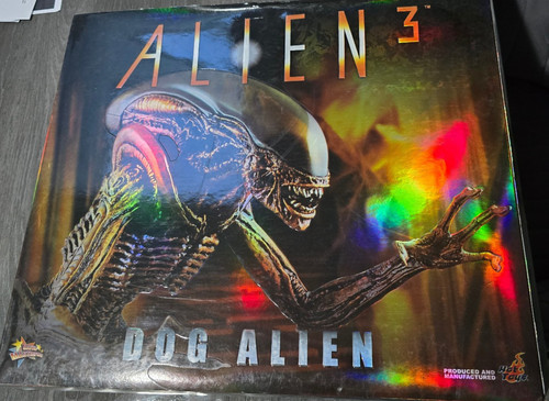 Hot toys figur alien 3 - toys,