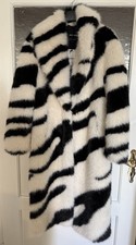 Bershka mantel kunstpelz zebra - mantel,