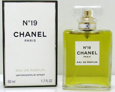 Chanel No 19 EDP / Eau de