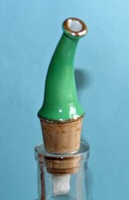 Antiker Porzellan Ausgießer /