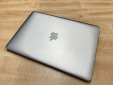 Apple MacBook Pro 15,4 Retina