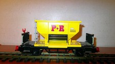 LGB/PLAYMOBIL  gelber Schotterwagen