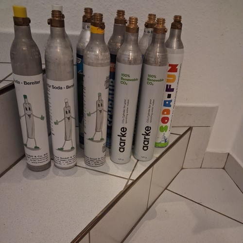 Leere zylinder für soda - 10,