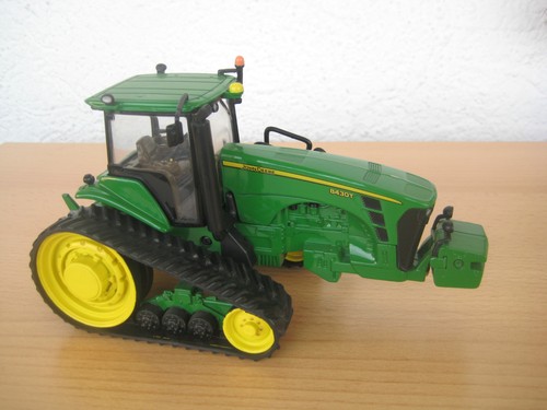 Britains 42073 john deere - ,