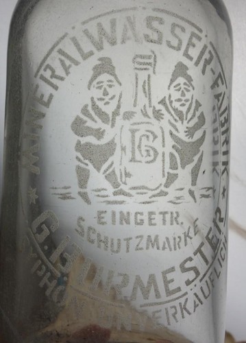Alte mineralwasser flasche - alte,