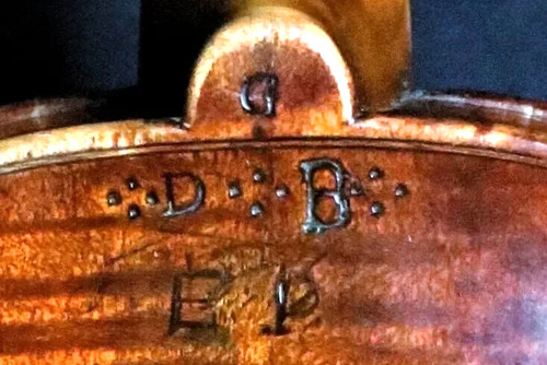 Alte geige dat 1769 - dat., very